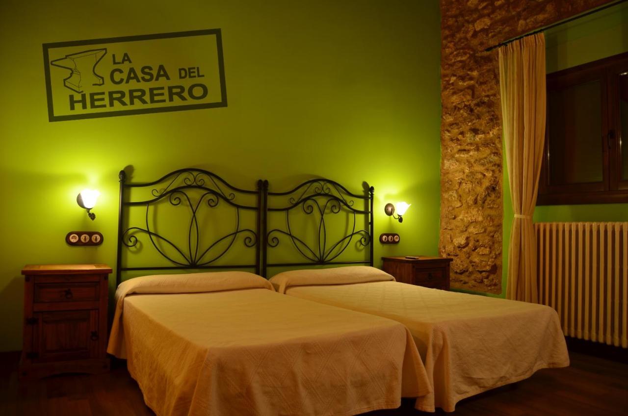 La Casa Del Herrero El Poyo المظهر الخارجي الصورة